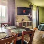 Mi Casa Vendeghaz - * אגר