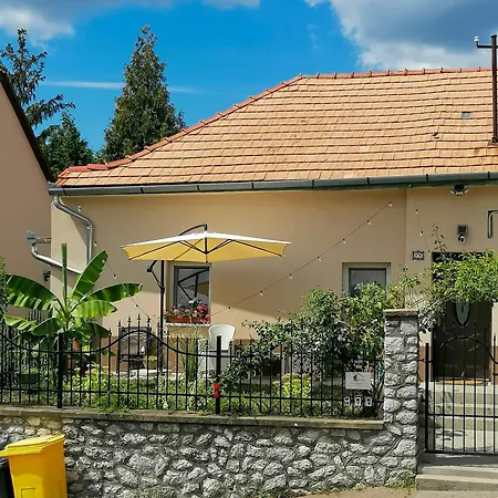 Mi Casa Vendeghaz -