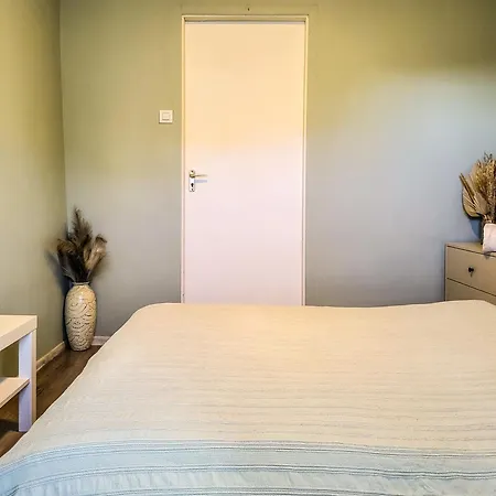 Mi Casa Vendeghaz - アパート エゲル